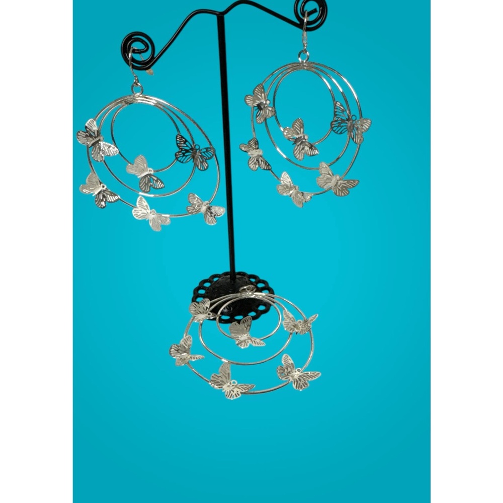 Silvertone Butterfly Shepherds Hook Dangle Earrings with Pendant. (B-K)